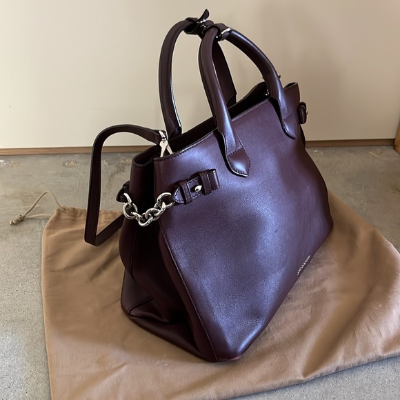 Authentic Burberry Tote - Picture 2 of 7